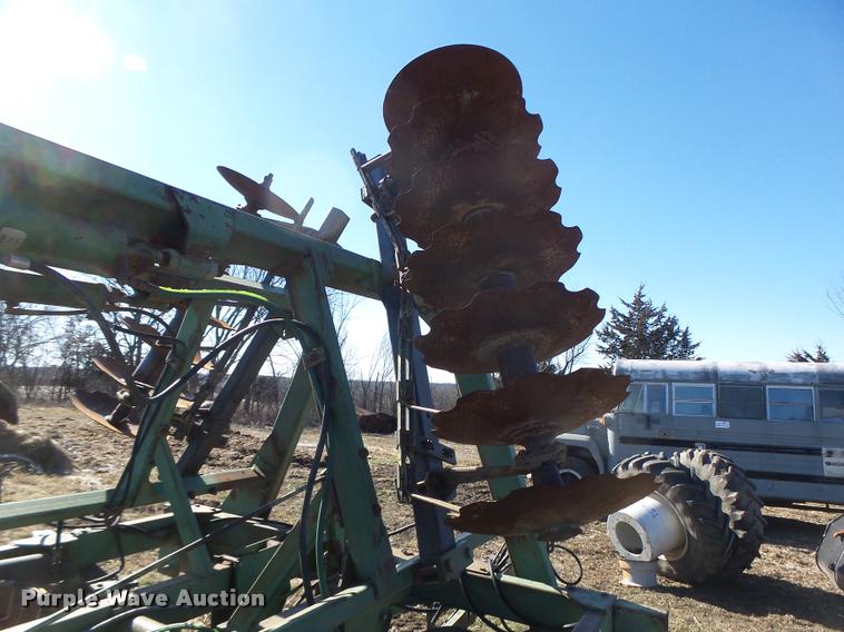 image for item DB1259 John Deere T0230 disk