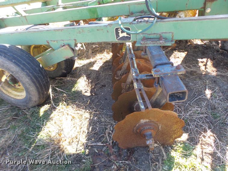 image for item DB1259 John Deere T0230 disk