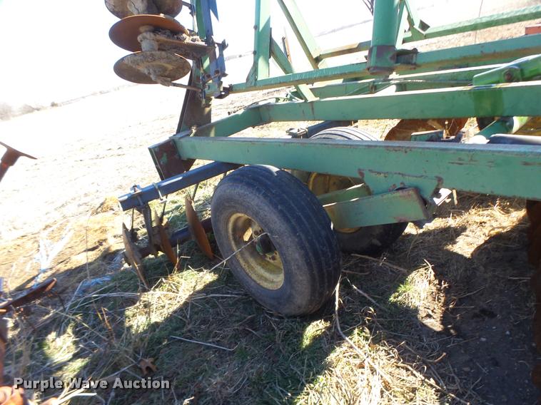 image for item DB1259 John Deere T0230 disk