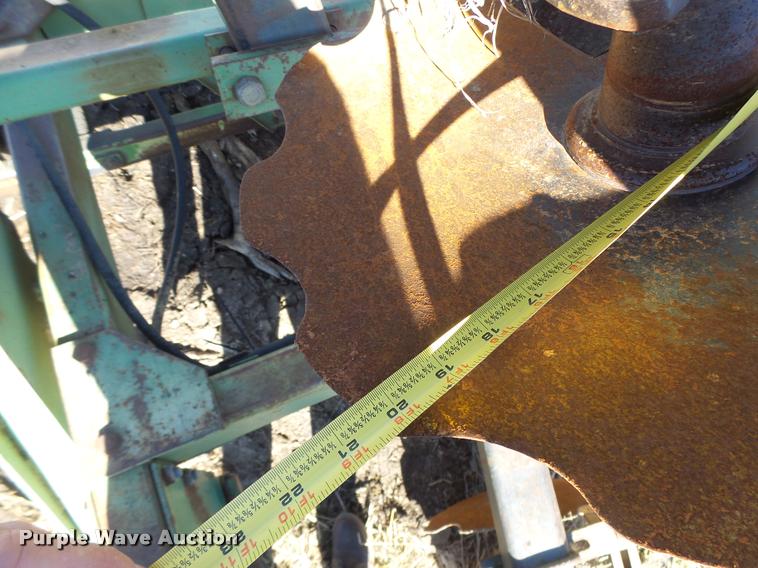 image for item DB1259 John Deere T0230 disk