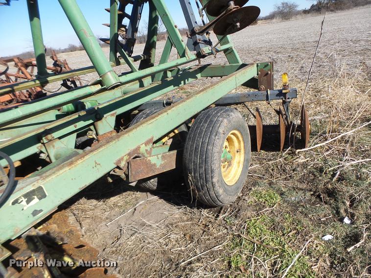 image for item DB1259 John Deere T0230 disk