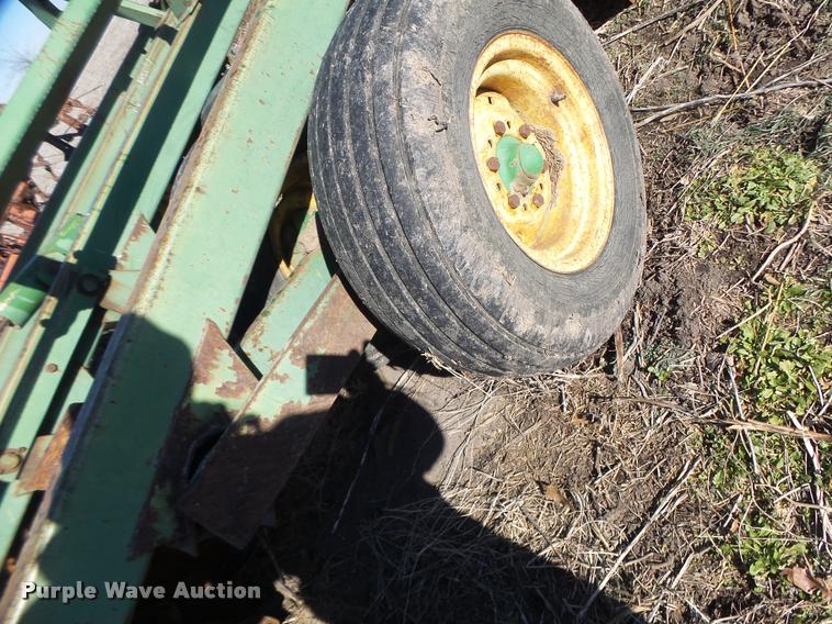 image for item DB1259 John Deere T0230 disk