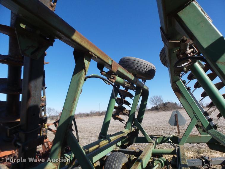 image for item DB1259 John Deere T0230 disk