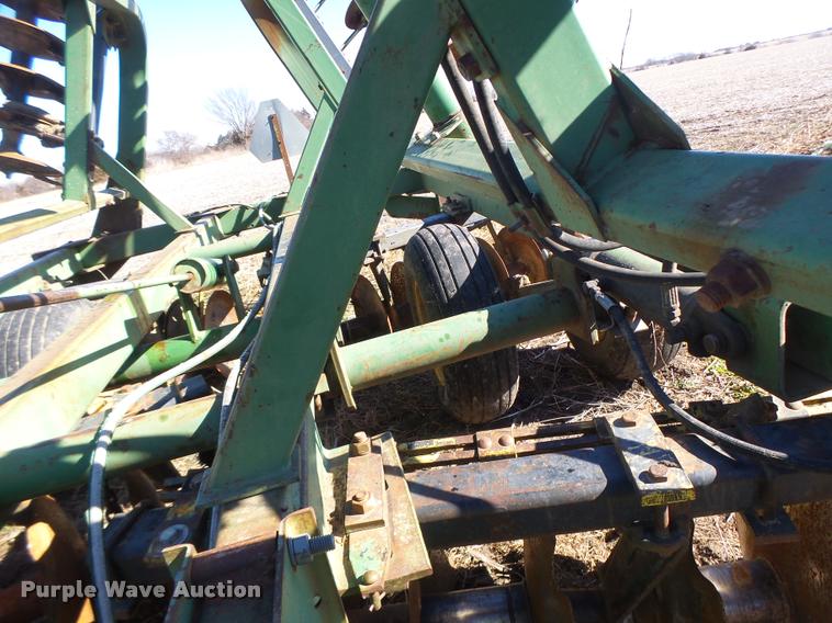 image for item DB1259 John Deere T0230 disk