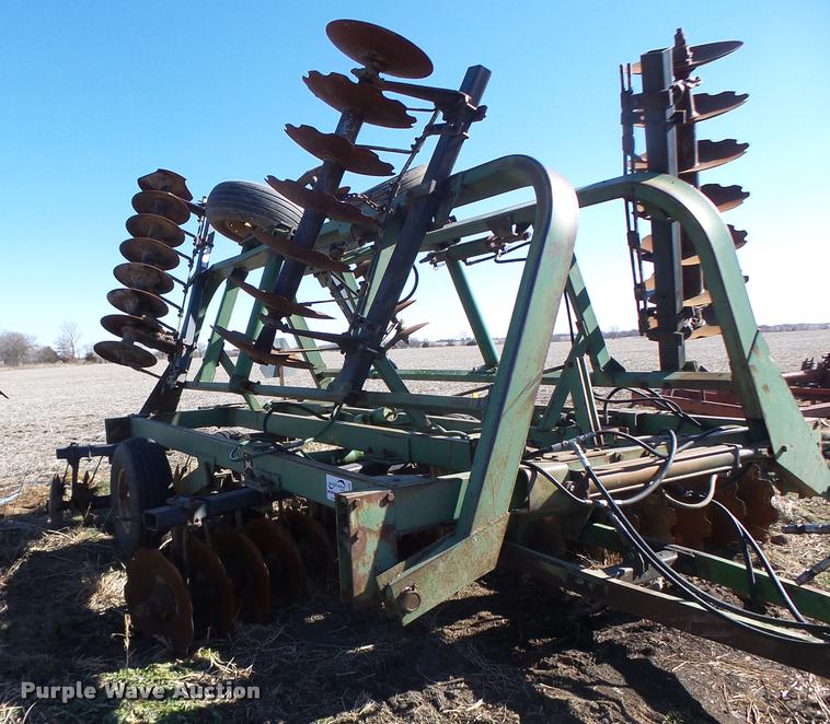 image for item DB1259 John Deere T0230 disk