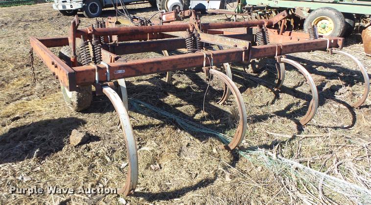 image for item DB1261 Chisel