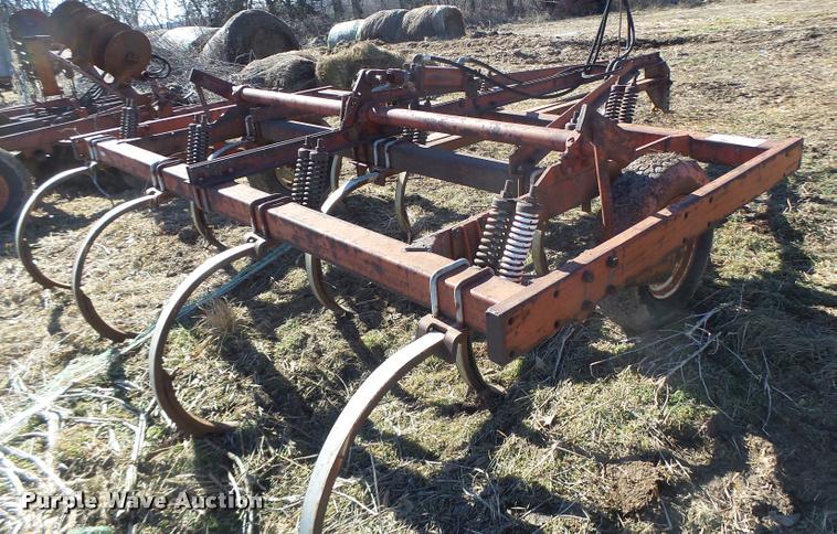 image for item DB1261 Chisel