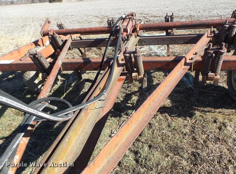 image for item DB1261 Chisel