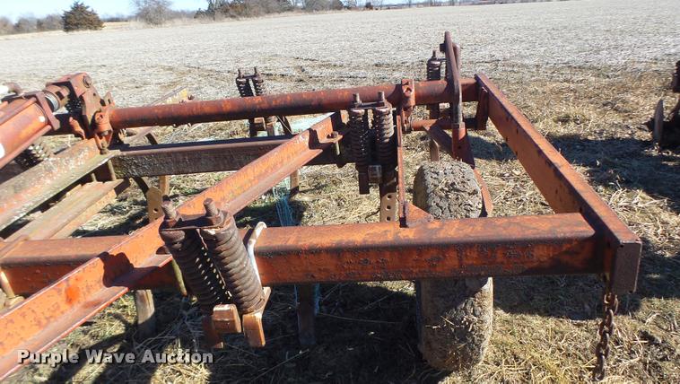 image for item DB1261 Chisel