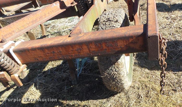 image for item DB1261 Chisel