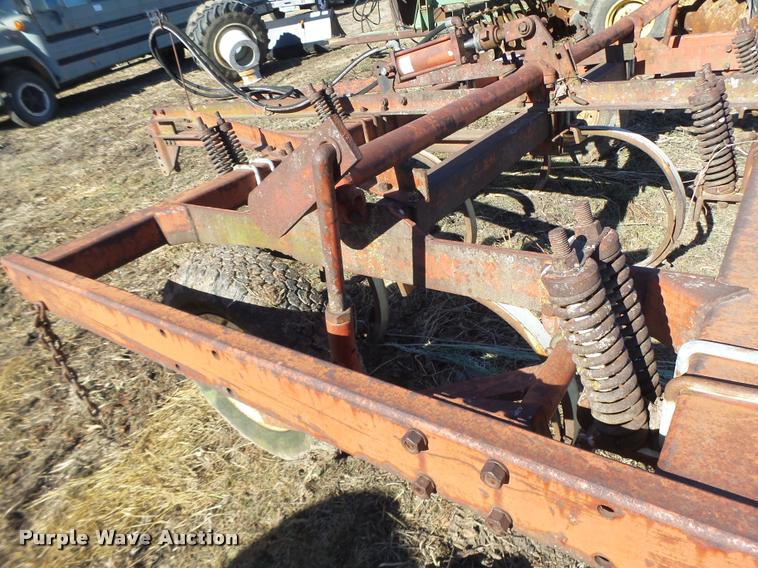 image for item DB1261 Chisel