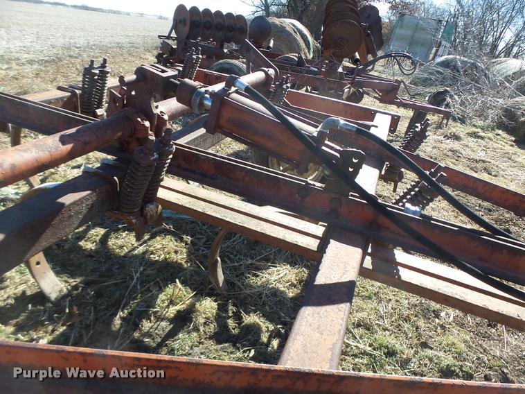 image for item DB1261 Chisel