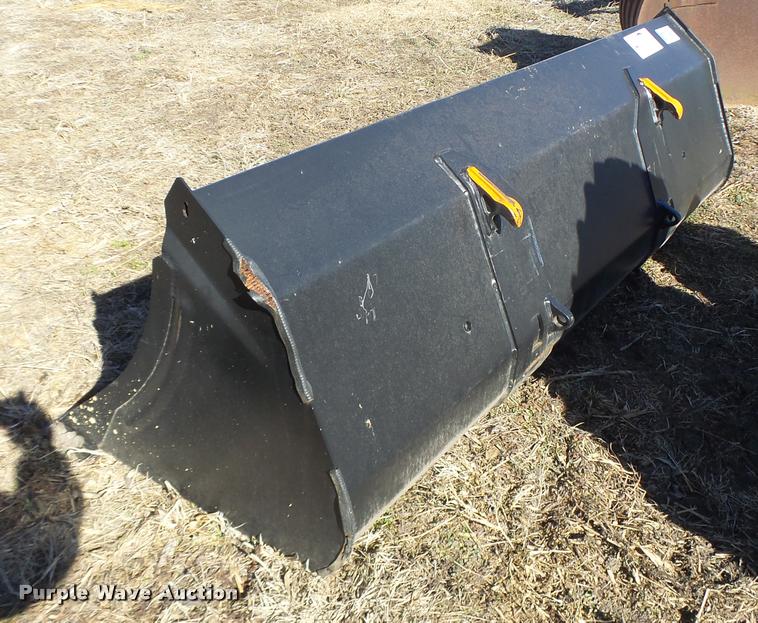 image for item DB1264 2014 ALO AB bucket