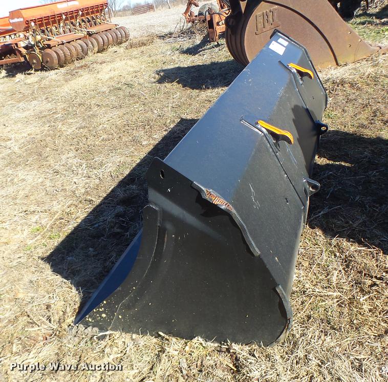 image for item DB1264 2014 ALO AB bucket