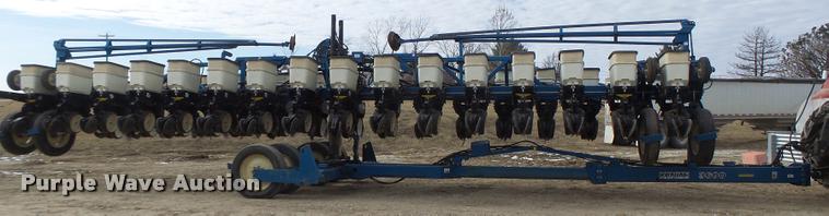 image for item DB1279 Kinze 3600 split row planter
