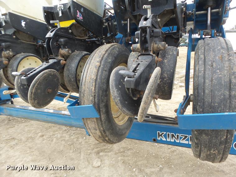 image for item DB1279 Kinze 3600 split row planter