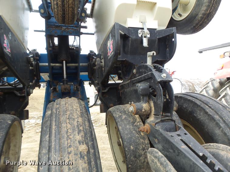 image for item DB1279 Kinze 3600 split row planter