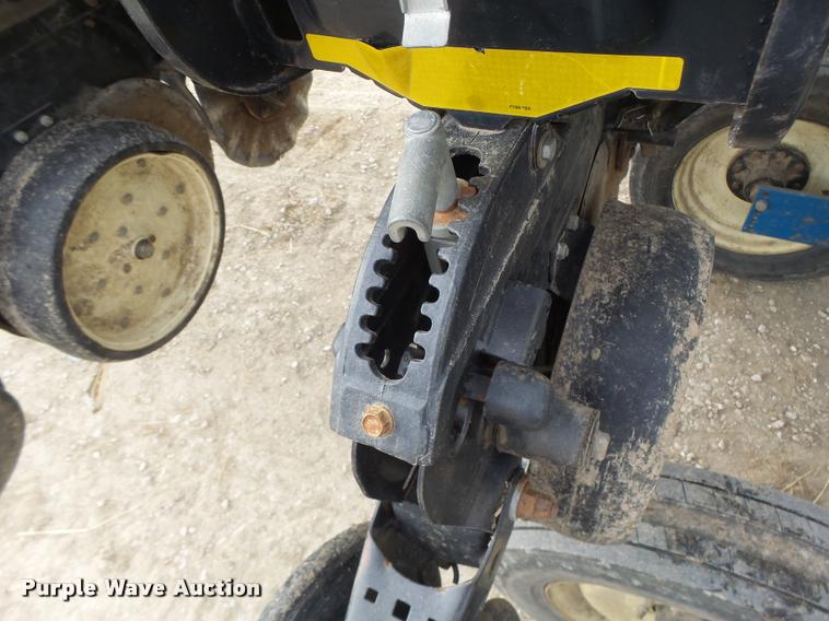 image for item DB1279 Kinze 3600 split row planter