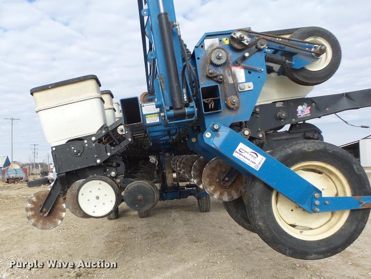 image for item DB1279 Kinze 3600 split row planter