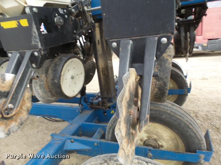 image for item DB1279 Kinze 3600 split row planter