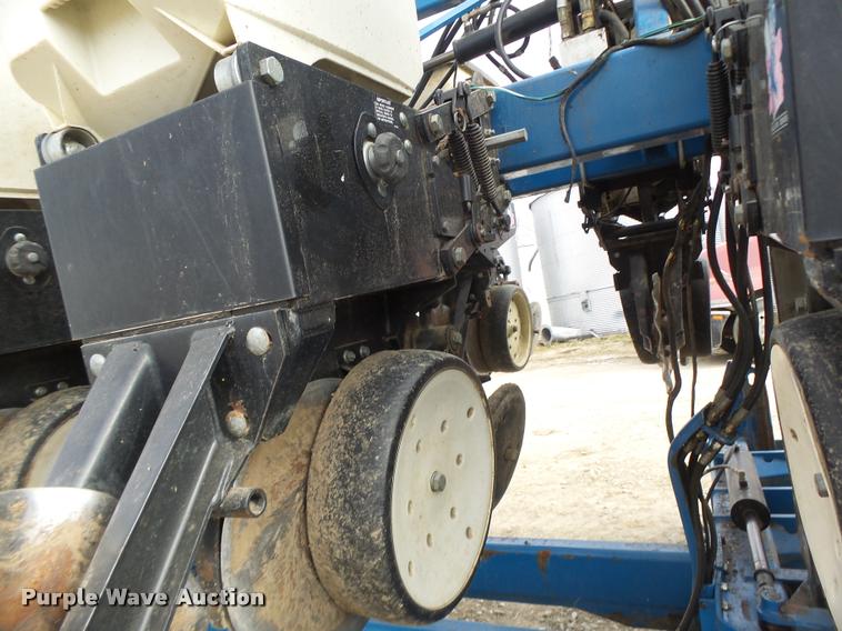 image for item DB1279 Kinze 3600 split row planter