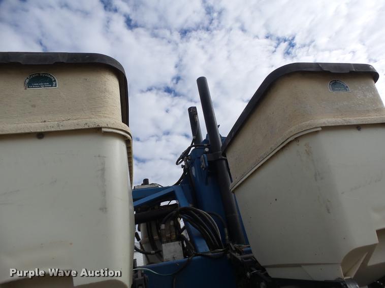 image for item DB1279 Kinze 3600 split row planter