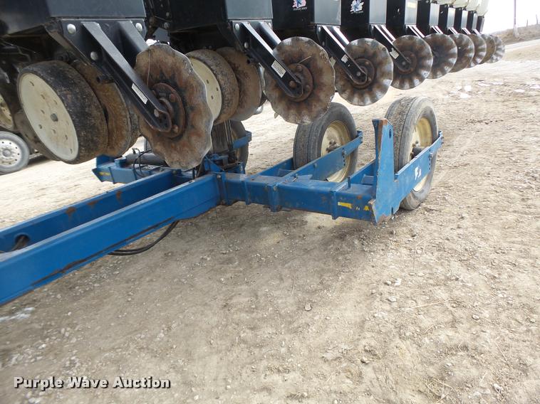 image for item DB1279 Kinze 3600 split row planter