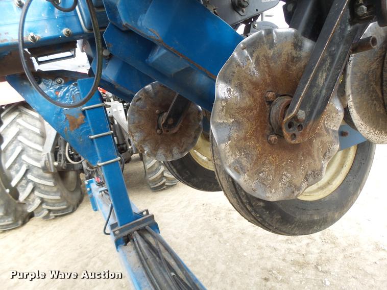 image for item DB1279 Kinze 3600 split row planter