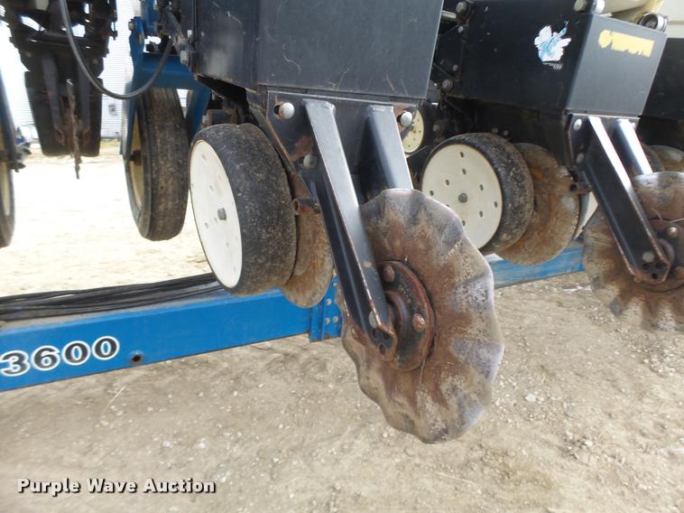 image for item DB1279 Kinze 3600 split row planter
