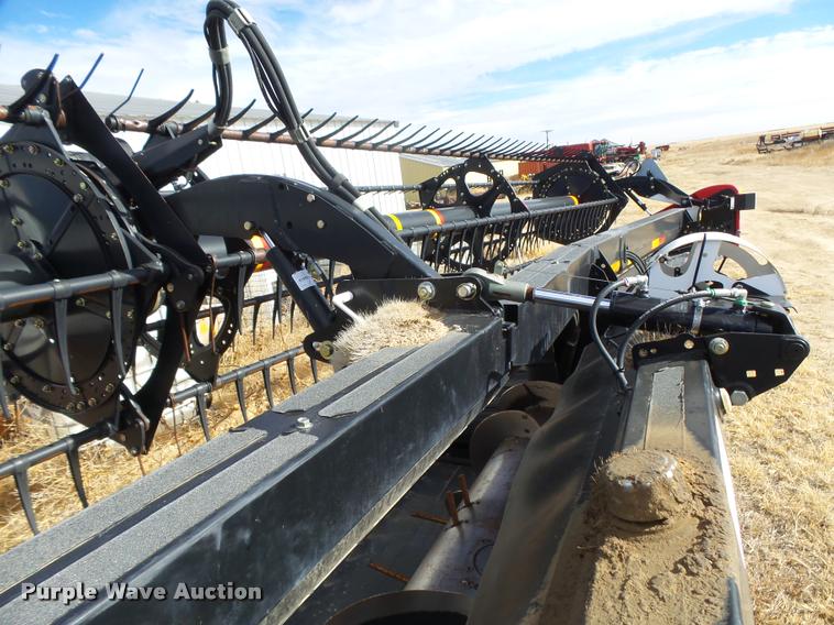 image for item DB1881 2012 Case IH 2152 draper head