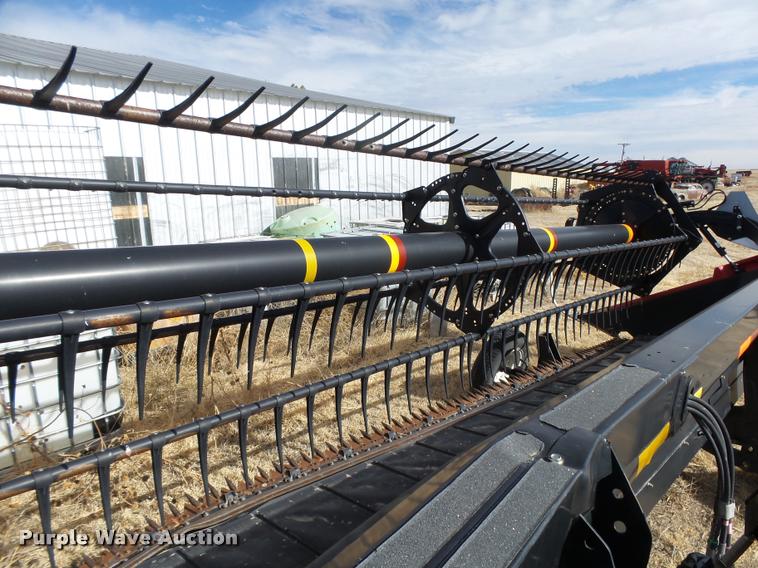 image for item DB1881 2012 Case IH 2152 draper head
