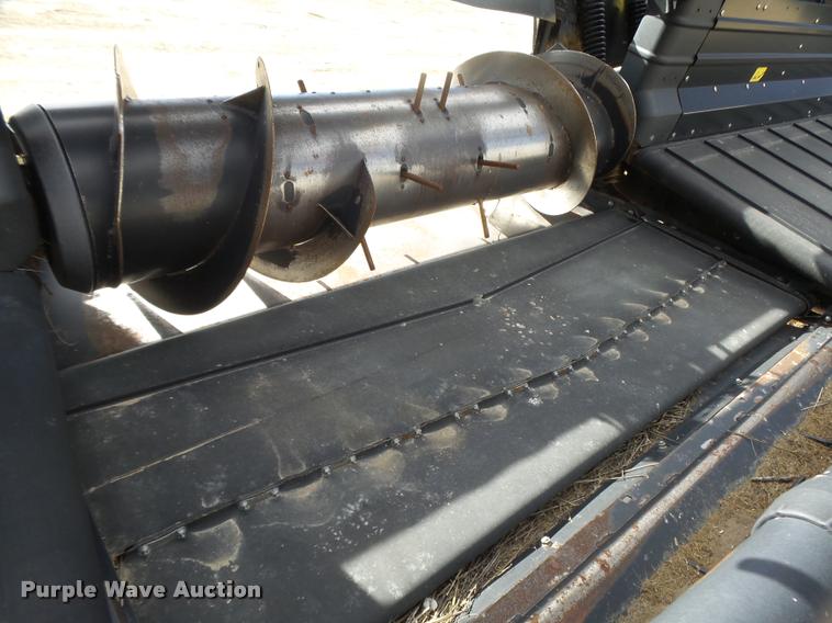 image for item DB1881 2012 Case IH 2152 draper head