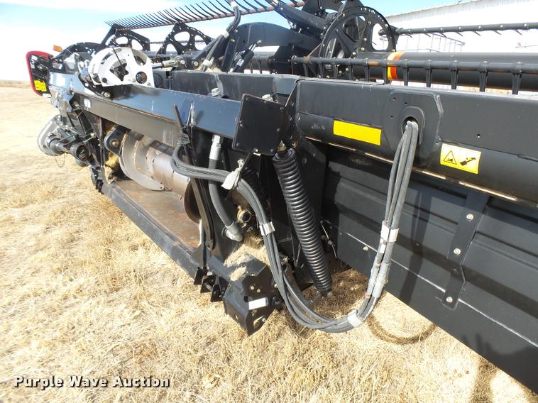 image for item DB1881 2012 Case IH 2152 draper head
