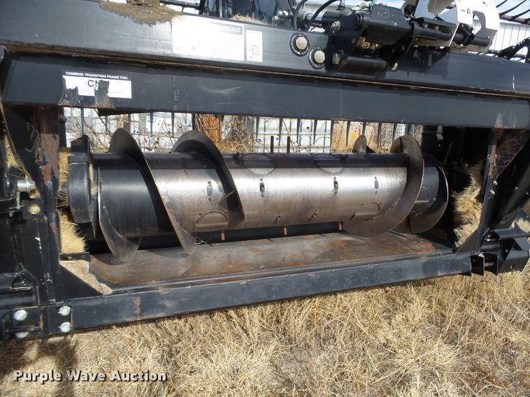 image for item DB1881 2012 Case IH 2152 draper head