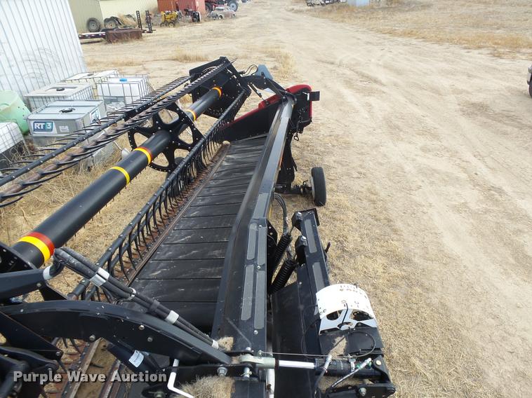 image for item DB1881 2012 Case IH 2152 draper head