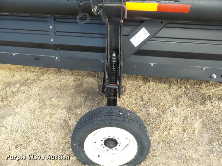 image for item DB1881 2012 Case IH 2152 draper head