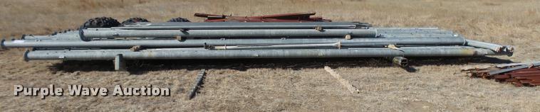 image for item DB1886 2000 Reinke 65LEPA center pivot system