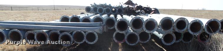 image for item DB1886 2000 Reinke 65LEPA center pivot system