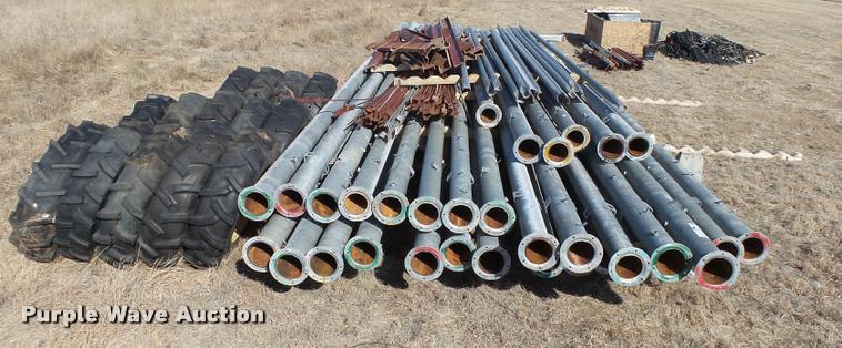 image for item DB1886 2000 Reinke 65LEPA center pivot system