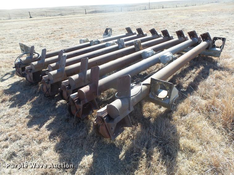 image for item DB1886 2000 Reinke 65LEPA center pivot system