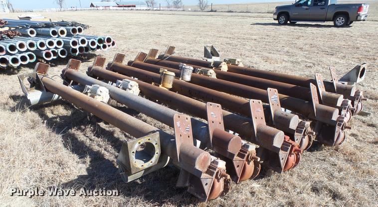 image for item DB1886 2000 Reinke 65LEPA center pivot system