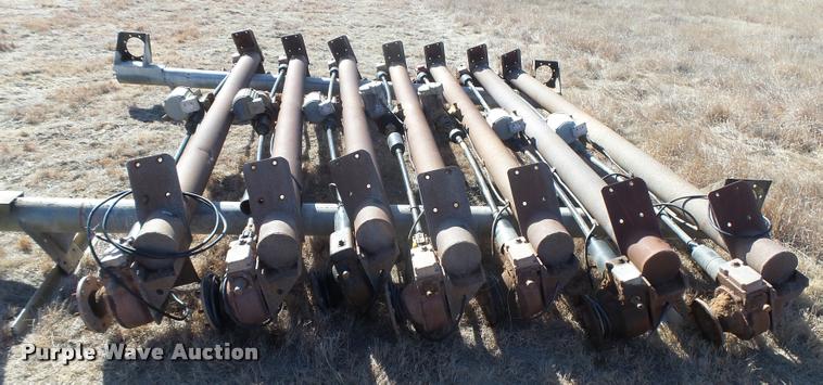 image for item DB1886 2000 Reinke 65LEPA center pivot system