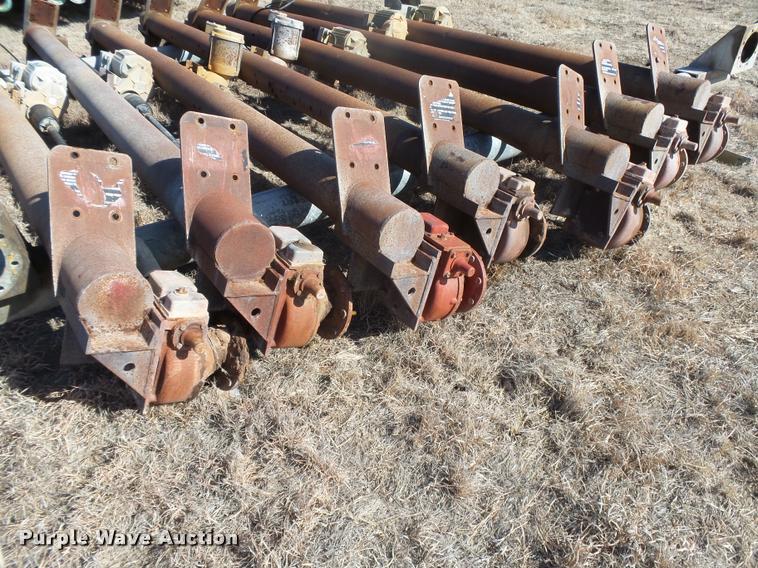 image for item DB1886 2000 Reinke 65LEPA center pivot system