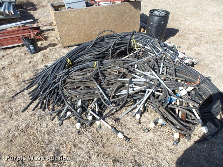 image for item DB1886 2000 Reinke 65LEPA center pivot system