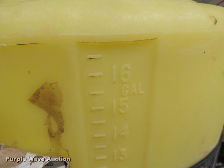 image for item DB1892 2006 Bestway Field Pro III sprayer