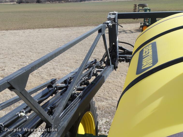 image for item DB1892 2006 Bestway Field Pro III sprayer