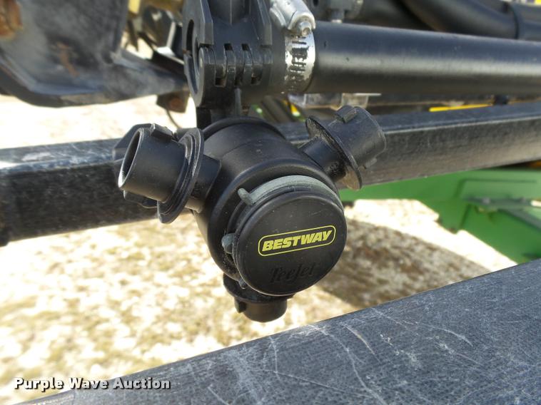 image for item DB1892 2006 Bestway Field Pro III sprayer