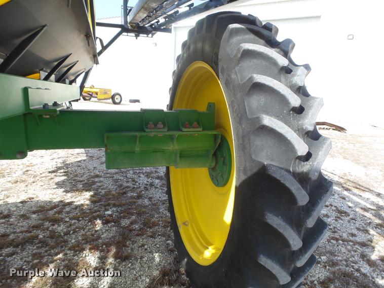 image for item DB1892 2006 Bestway Field Pro III sprayer