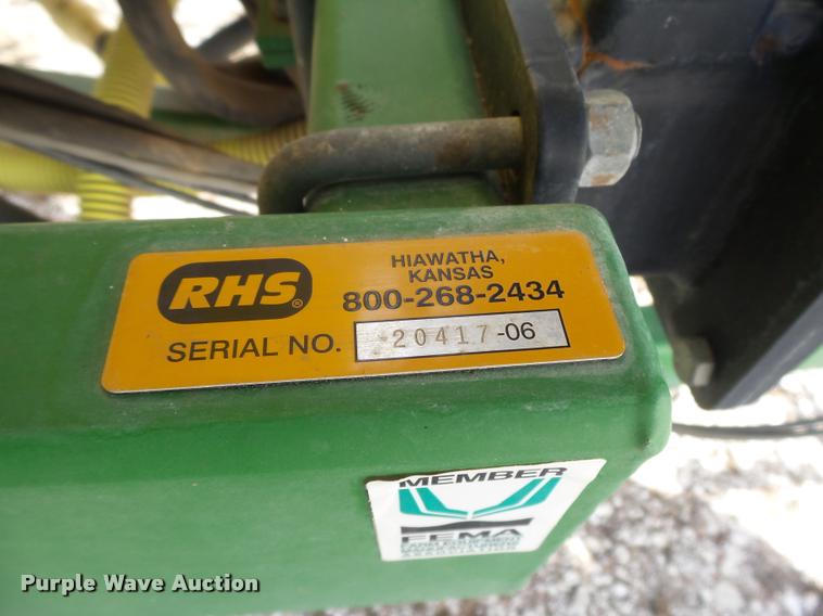 image for item DB1892 2006 Bestway Field Pro III sprayer