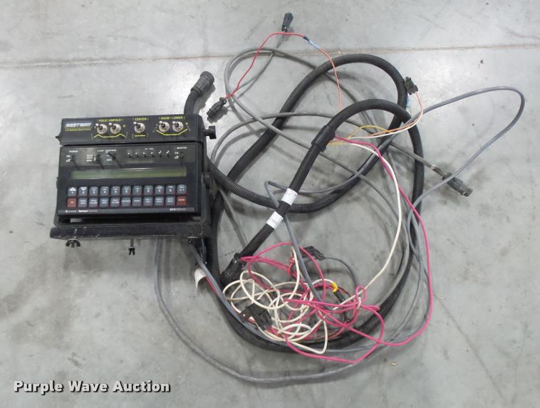 image for item DB1892 2006 Bestway Field Pro III sprayer